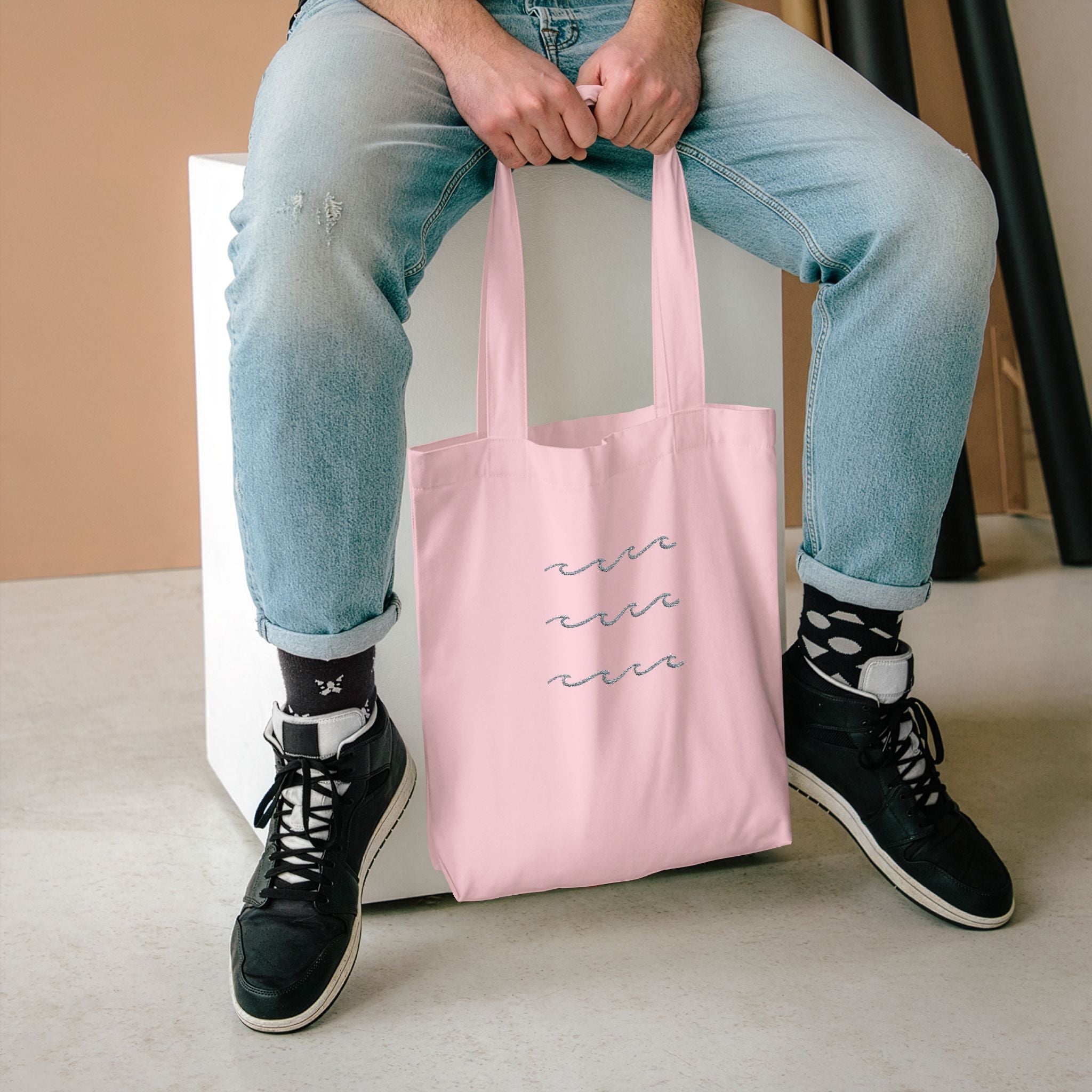 Embroidered Wave Pattern Tote Bag